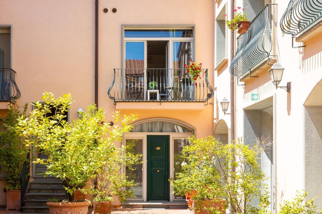 Palazzo Ghibellina 2 By Rental In Флоренція Екстер'єр фото